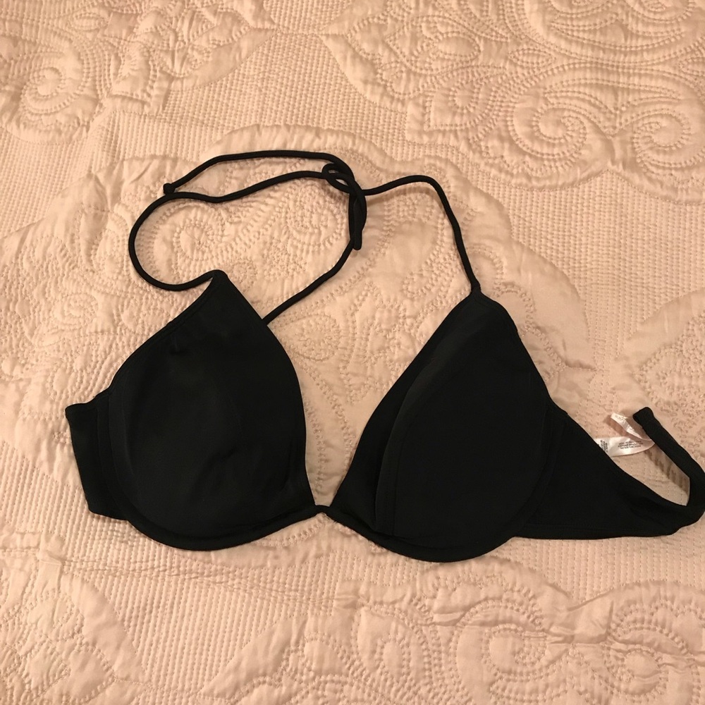 🚫SOLD. NWOT. Victoria’s Secret 36D bikini top